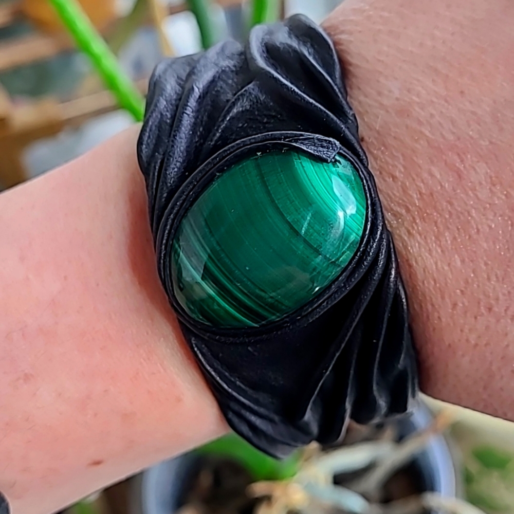 Vintage leather and malachite bangle style bracelet